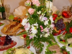 Оформление зала цветами на свадьбу